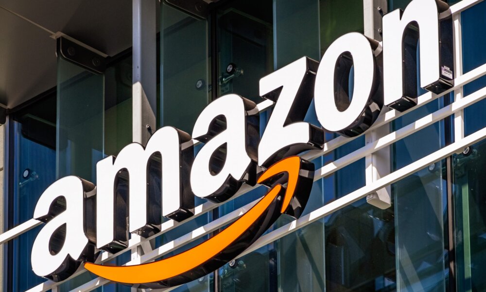 What is Amazon's main image?